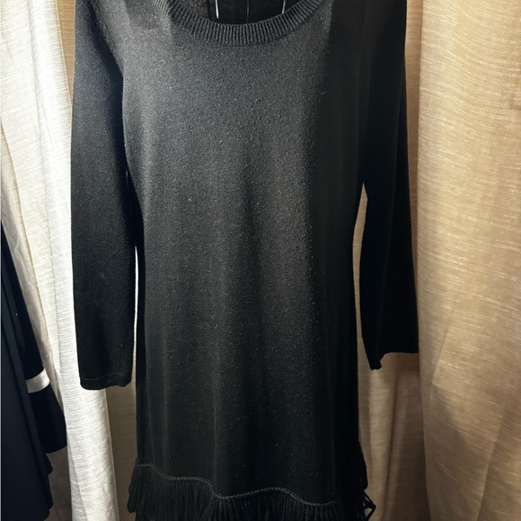 Elegant Black Fringe Dress - Picture 6 of 7